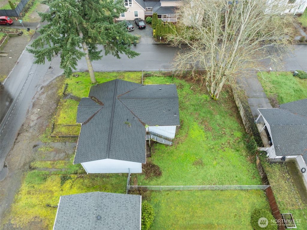 Photo of 8418 S Thompson Avenue, Tacoma, WA 98444 (MLS # 2476353)