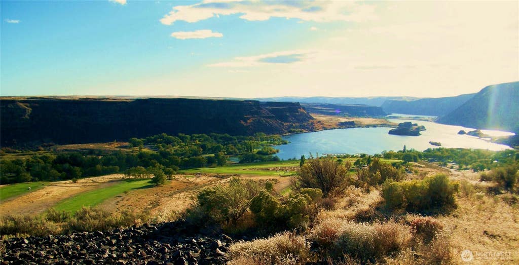 Photo of 0 24271730006, Coulee City, WA 99115 (MLS # 2563207)