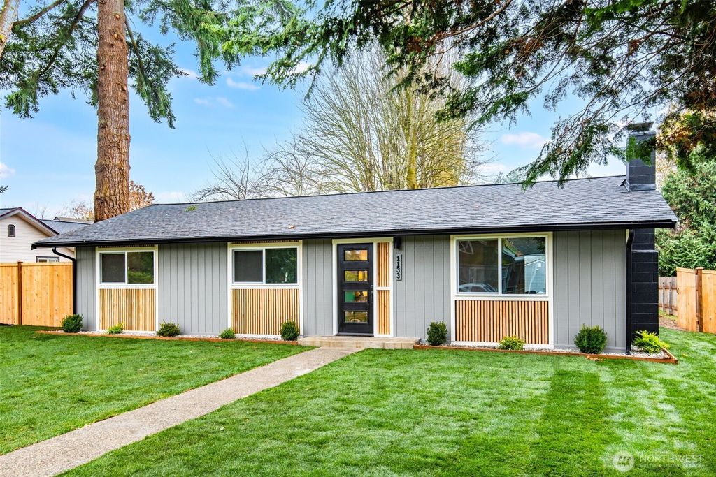 Photo of 1133 Marion Street NE, Olympia, WA 98506 (MLS # 2458276)