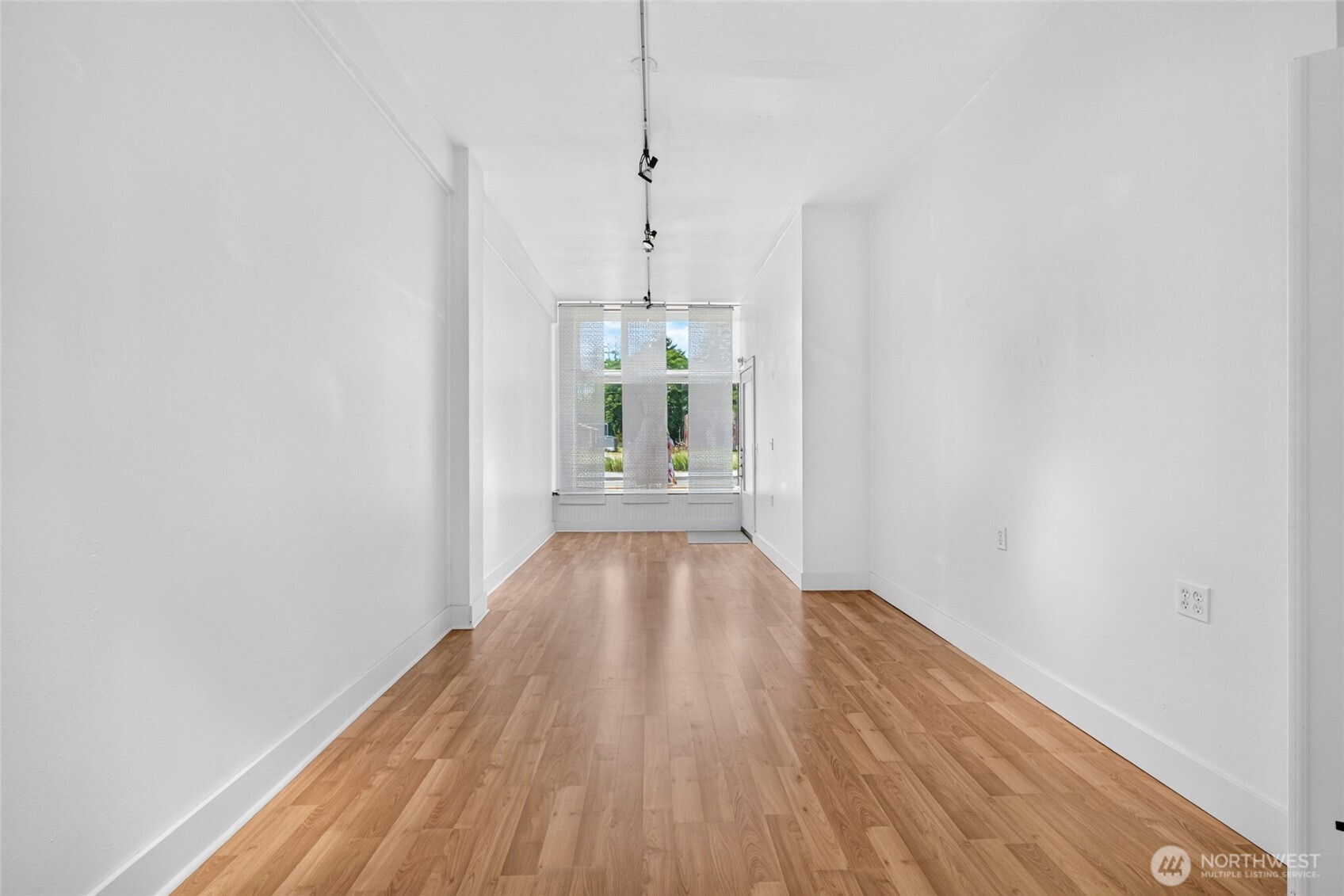 112 1st Avenue S 1-4