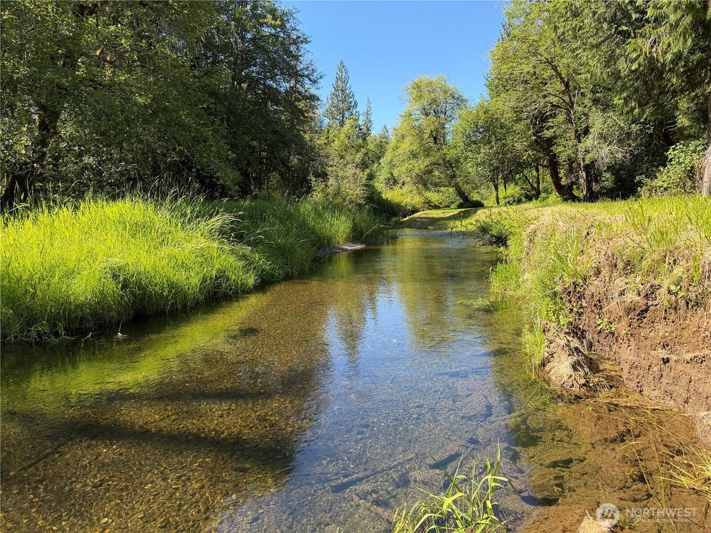 Photo of 300 W Winchester Way, Shelton, WA 98584 (MLS # 2538538)