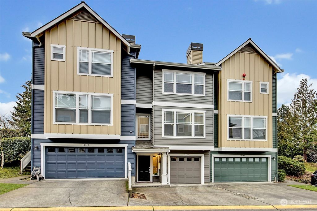 Photo of 16137 NE 90th Way, Redmond, WA 98052 (MLS # 2029972)