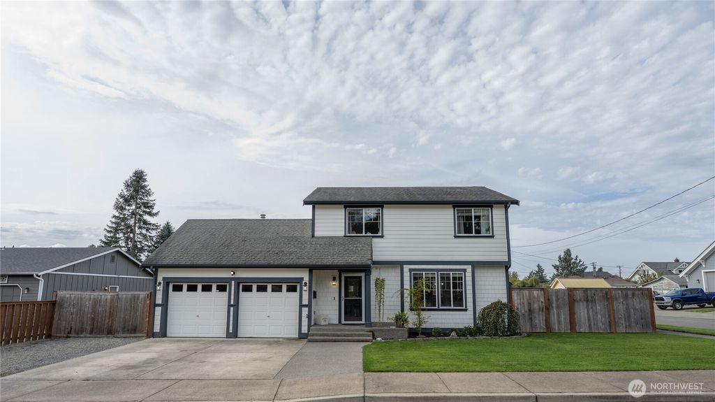 Photo of 1486 Division Street, Enumclaw, WA 98022 (MLS # 2443102)