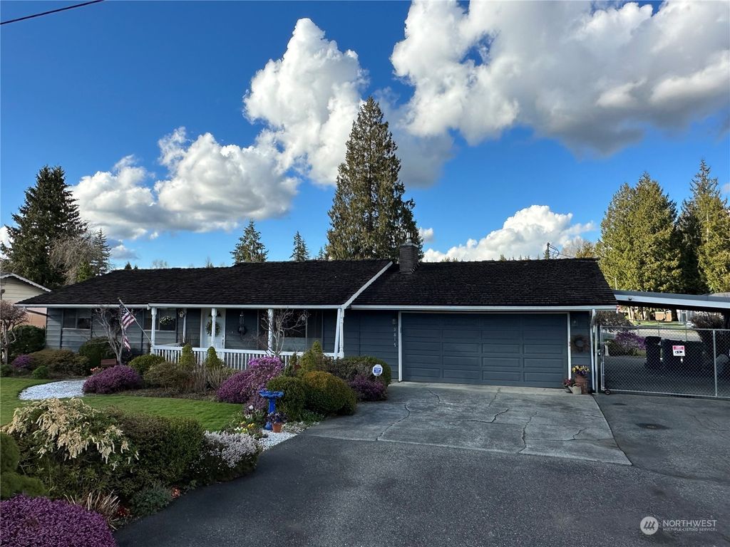 Photo of 5817 92nd Place NE, Marysville, WA 98270 (MLS # 2053220)