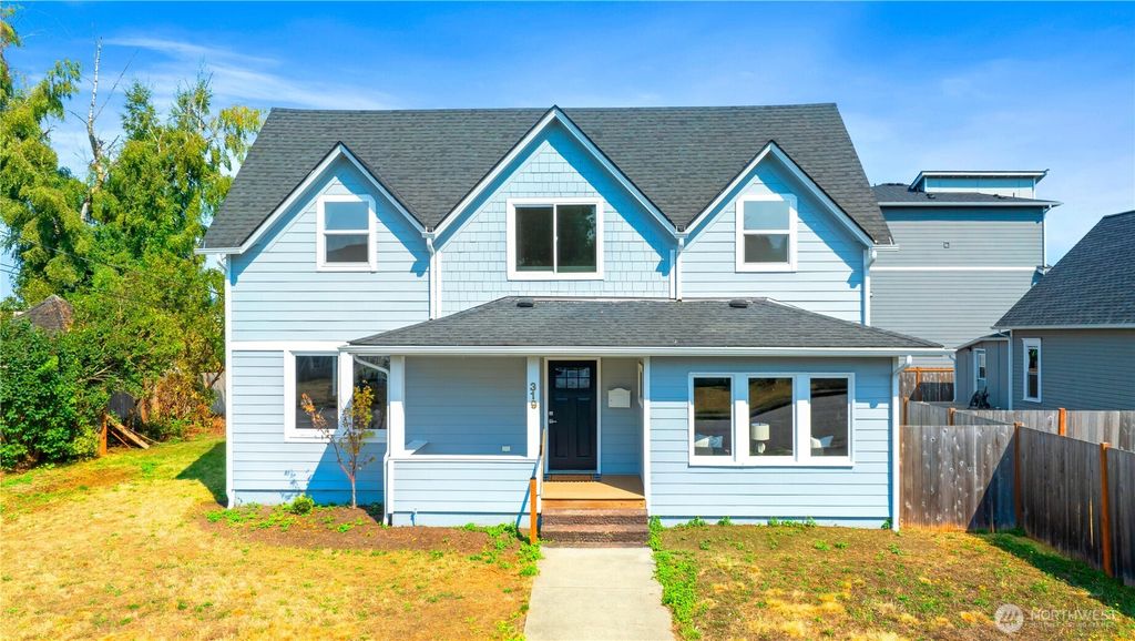 Photo of 319 Short Columbia Street, Monroe, WA 98272 (MLS # 2443351)