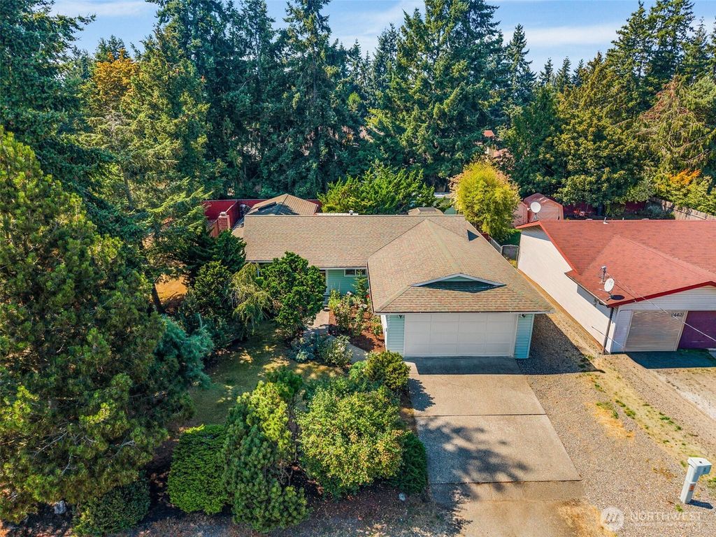 Photo of 24435 13th Place S, Des Moines, WA 98198 (MLS # 2426072)
