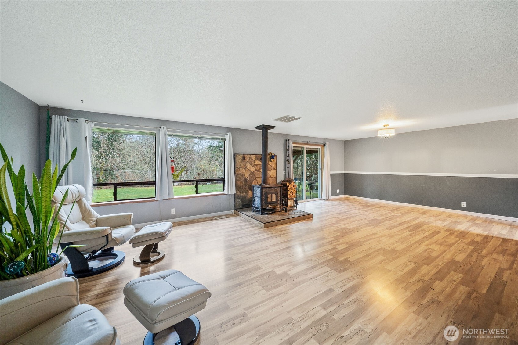 6025 Boulevard Loop SE