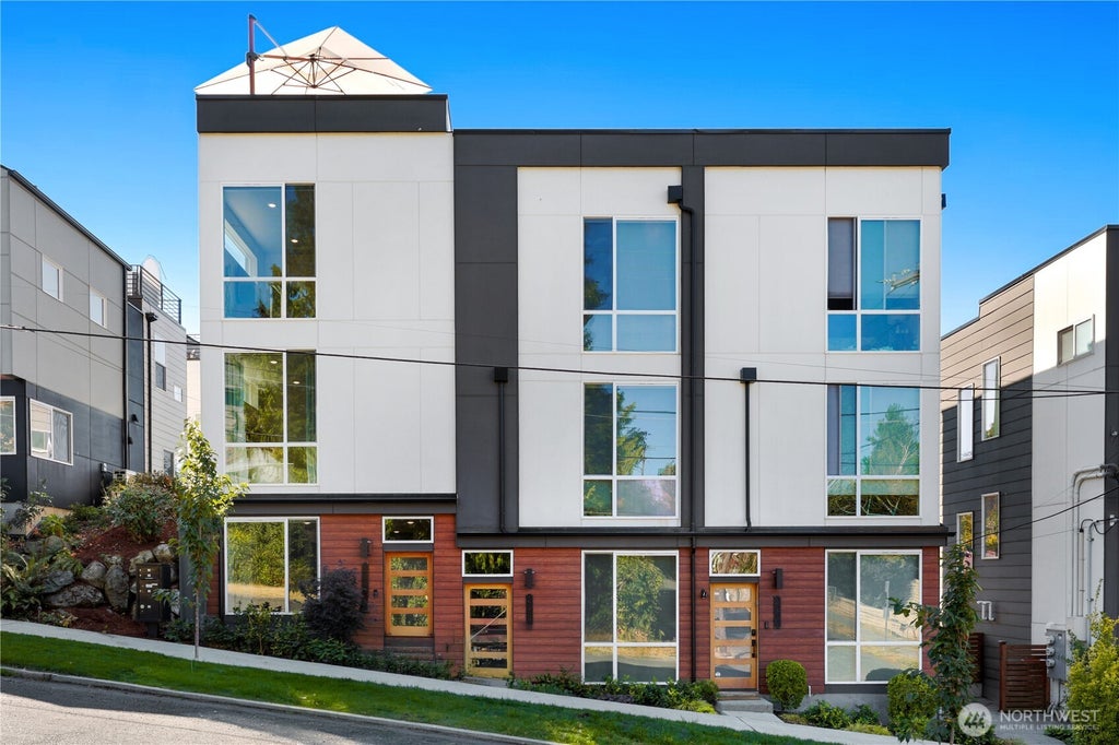 Photo of 2909 S Dearborn ST, Seattle, WA 98144 (MLS # 2579774)