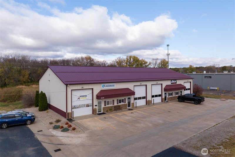 21011 State Route 9 SE 2