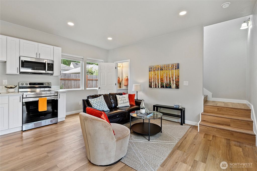 listing image 9362960731588276295