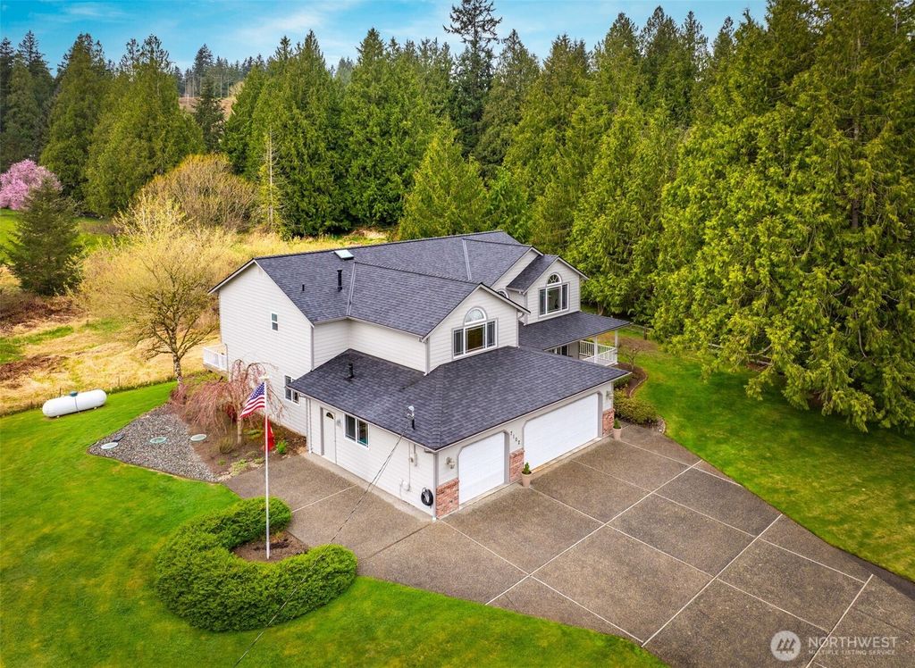 Photo of 7102 87th Avenue SE, Snohomish, WA 98290 (MLS # 2353496)