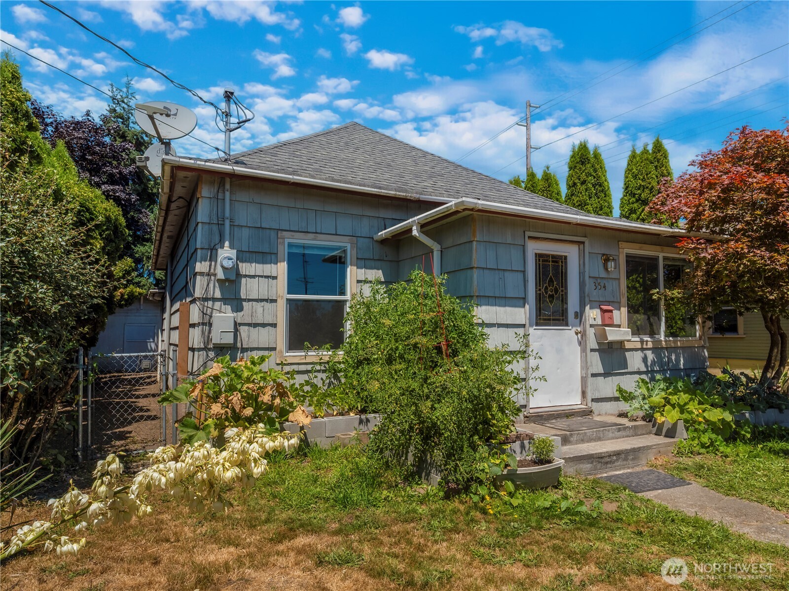 354 SW 10th Street