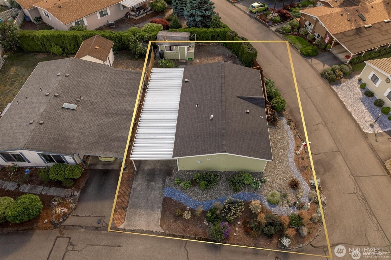 10022 191st Street E