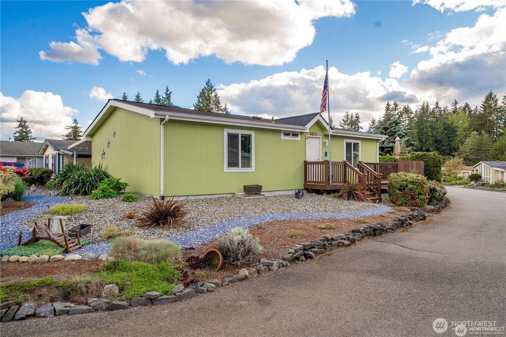 Photo of 10022 191st Street E, Puyallup, WA 98375 (MLS # 2456815)