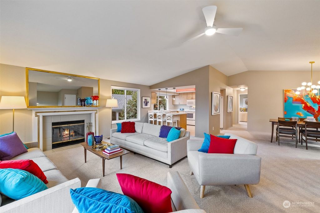 Photo of 319 N 72nd Street, Seattle, WA 98103 (MLS # 2186375)