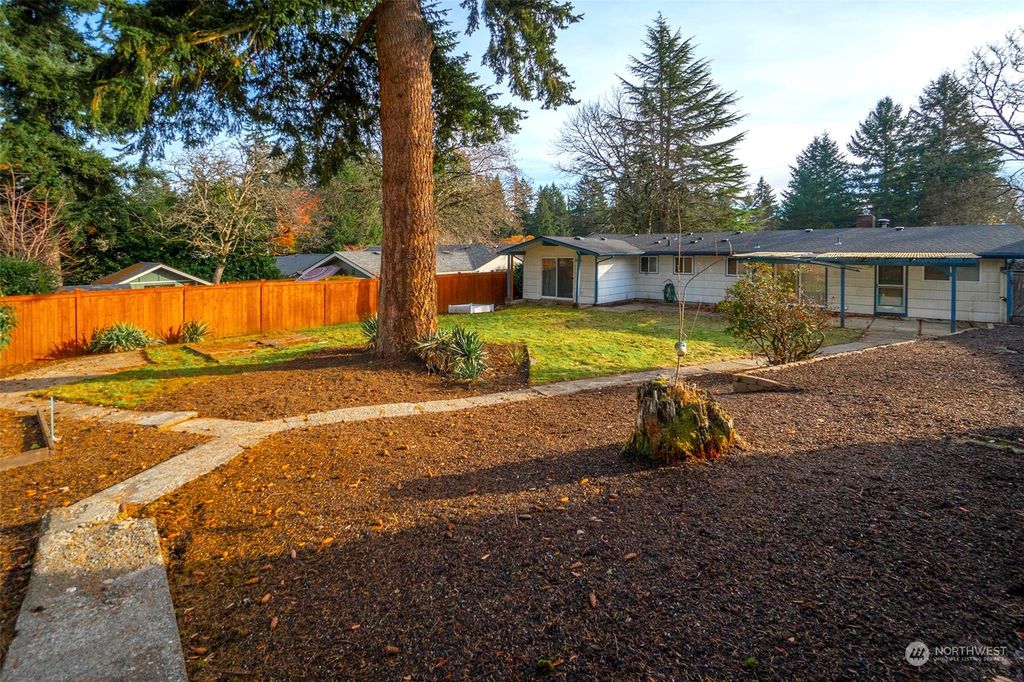 Photo of 4506 SE 3rd Place, Renton, WA 98059 (MLS # 2183062)