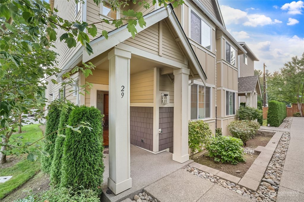Photo of 2725 197th Place SW #B, Lynnwood, WA 98036 (MLS # 2004072)