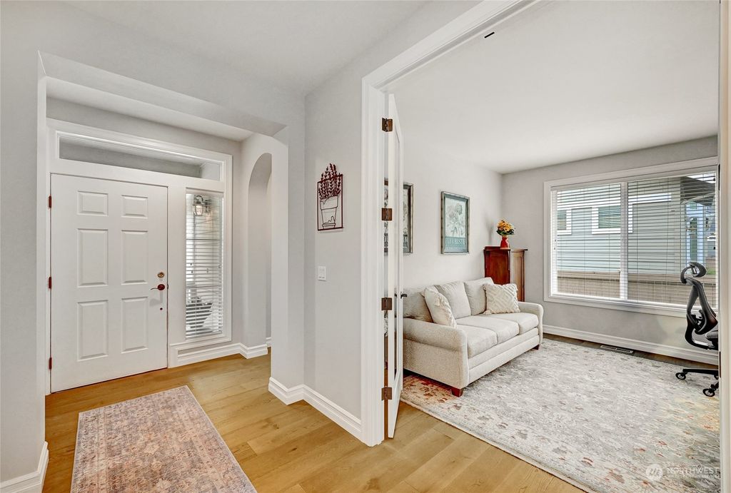 Photo of 13742 Morgan Drive NE, Redmond, WA 98053 (MLS # 2128556)