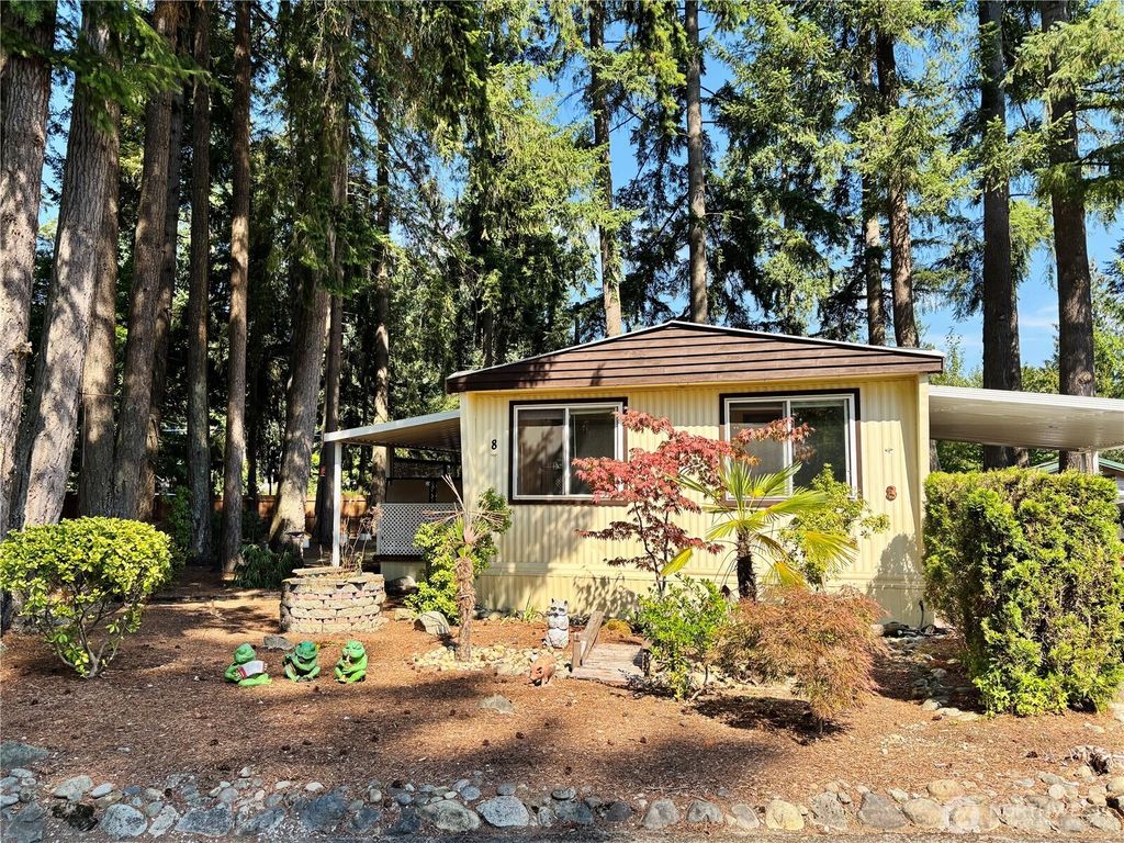 Photo of 18425 NE 95th Street #8, Redmond, WA 98052 (MLS # 2426768)