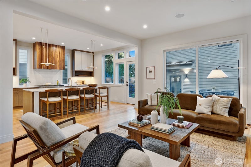 2010 McGilvra Boulevard E