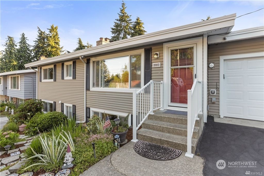 Photo of 20103 10th Avenue S, Des Moines, WA 98198 (MLS # 2137385)