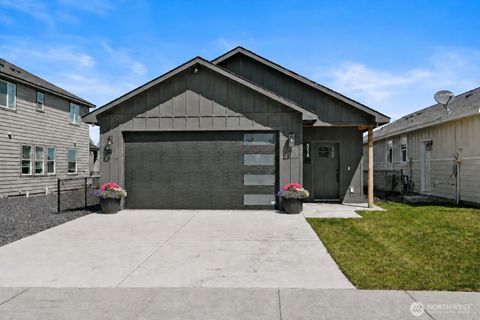 Photo of 6078 Murray Way NE, Moses Lake, WA 98837 (MLS # 2521418)