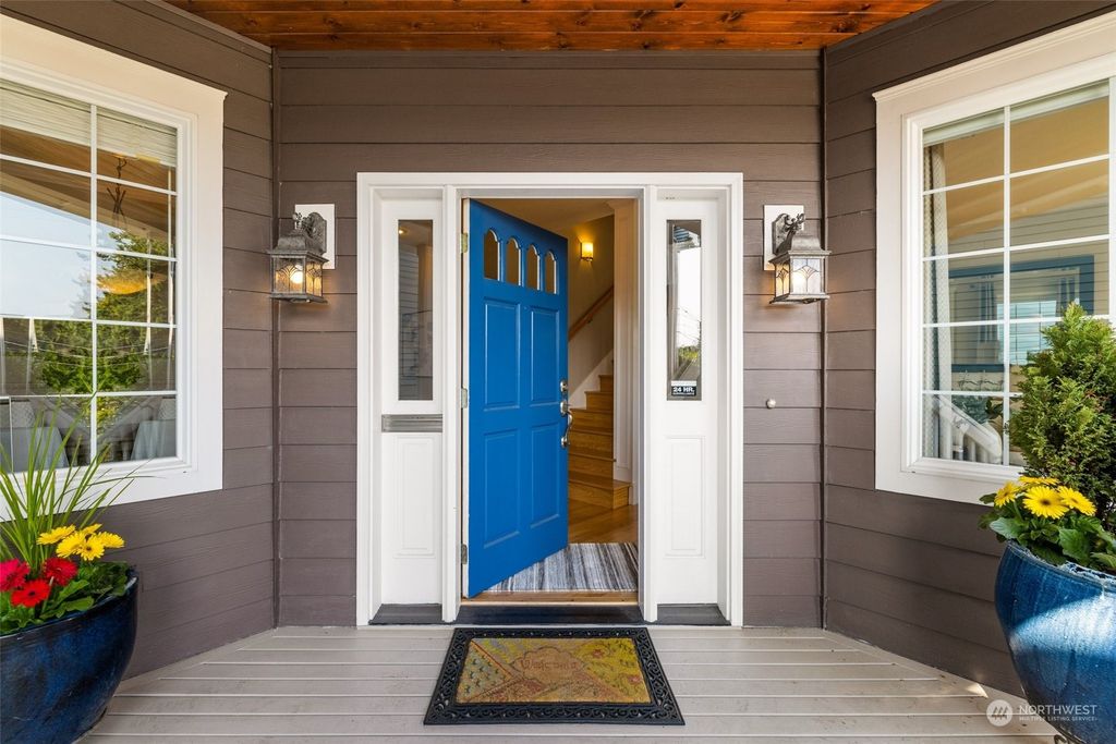 Photo of 3242 NW 62nd Street, Seattle, WA 98107 (MLS # 2134124)