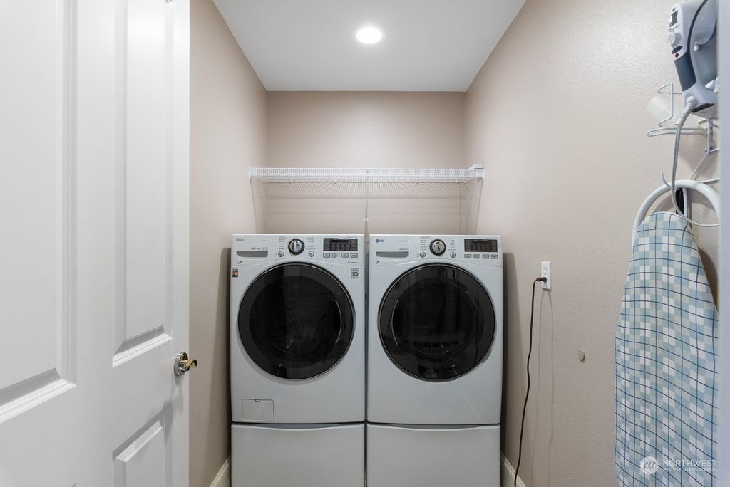 listing image 9363952780219003592