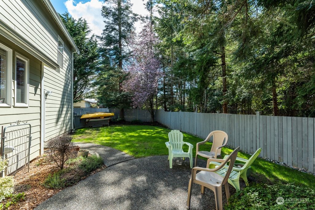 listing image 9367184015626973100