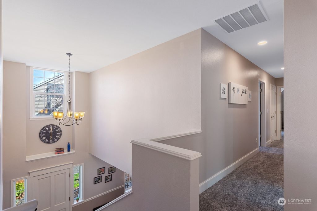 listing image 9364111730430342271
