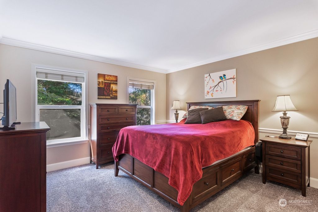 listing image 9361077219533202747