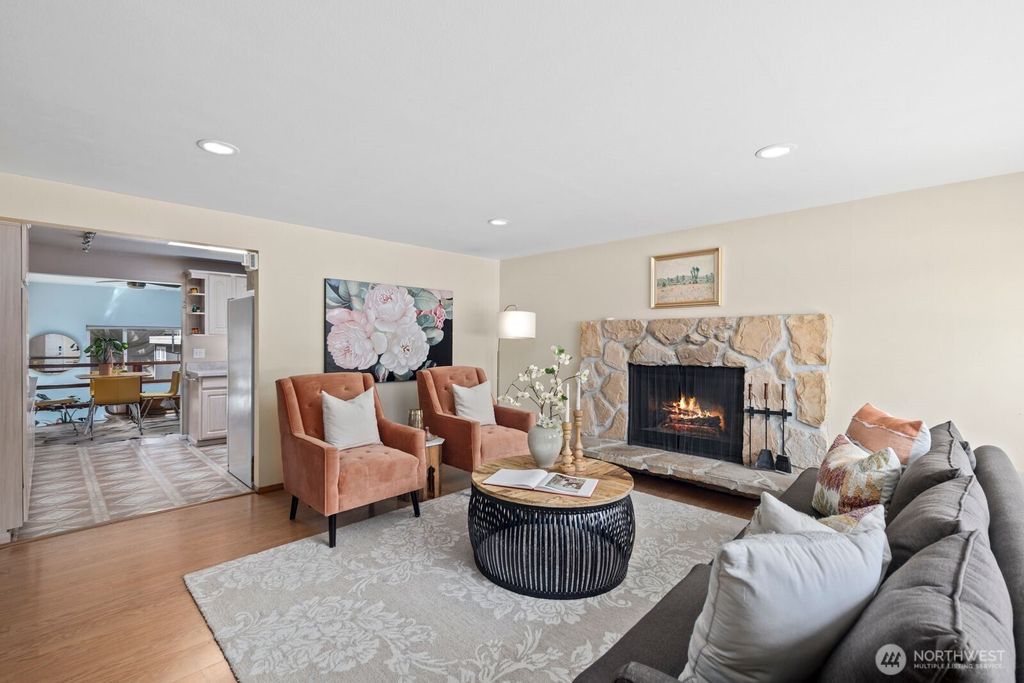 Photo of 2119 Aberdeen Avenue NE, Renton, WA 98056 (MLS # 2552581)
