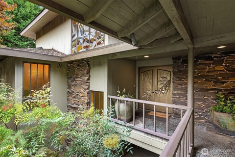 Photo of 2583 Magnolia Boulevard W, Seattle, WA 98199 (MLS # 2585014)