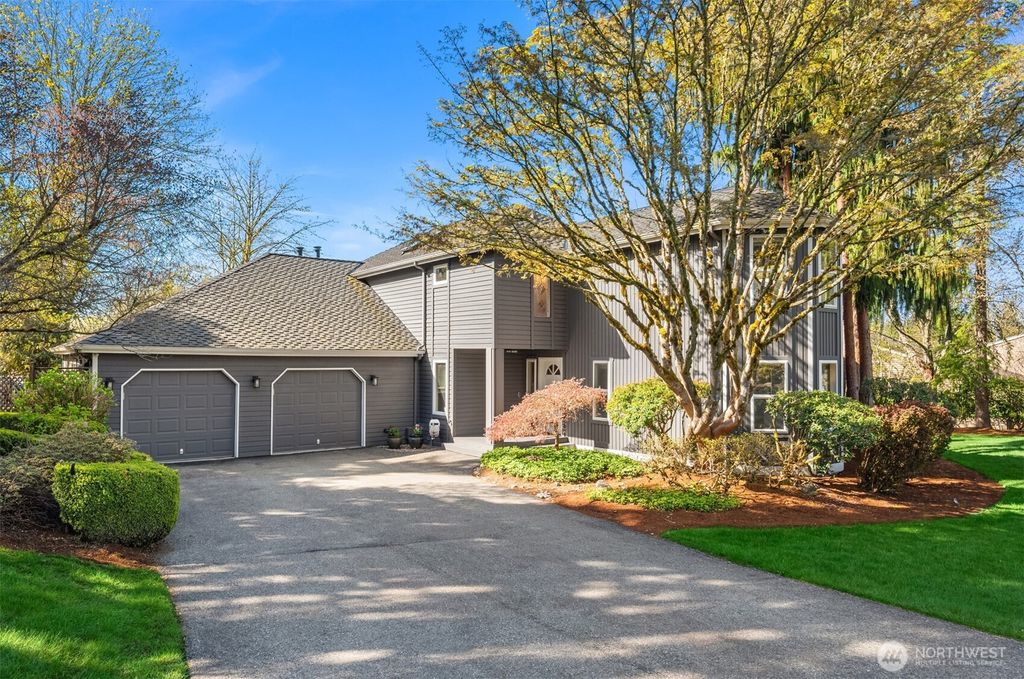 Photo of 17617 NE 134th Place, Redmond, WA 98052 (MLS # 2360209)