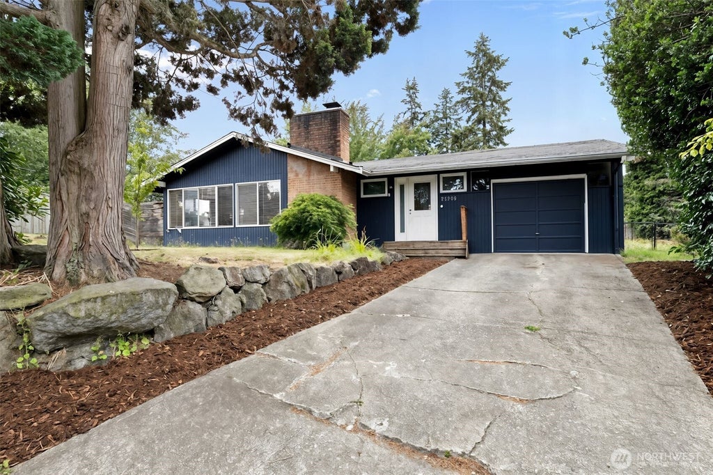 Photo of 22309 115th Pl SE Place SE, Kent, WA 98031 (MLS # 2552923)