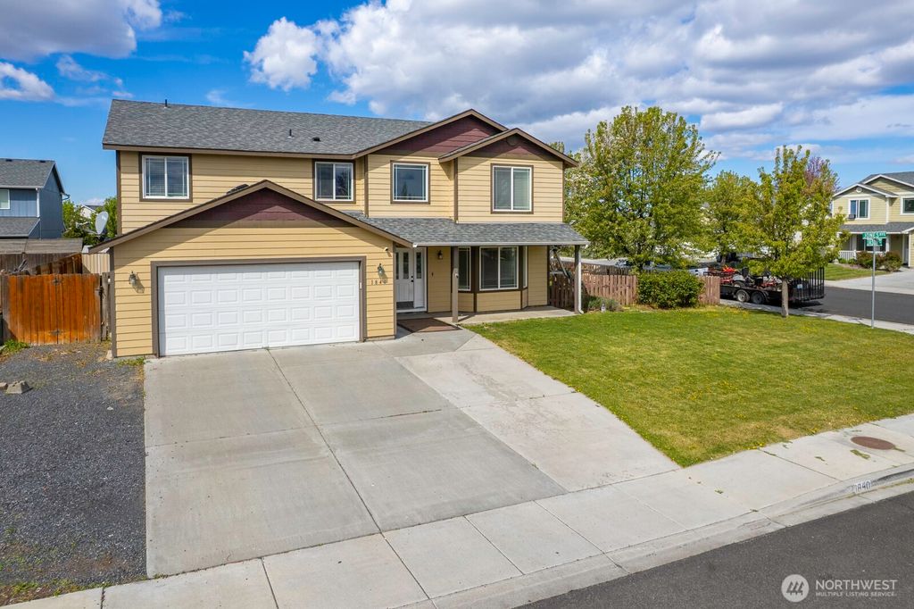Photo of 1840 S Jason Court, Moses Lake, WA 98837 (MLS # 2514574)