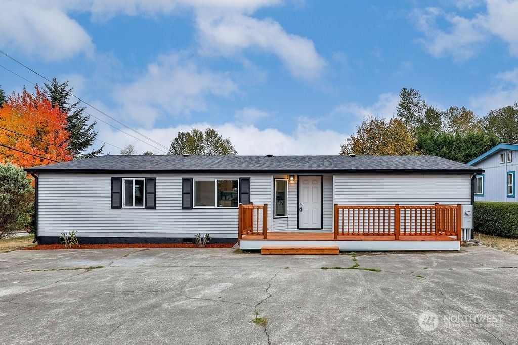 Photo of 29802 48th Avenue S, Auburn, WA 98001 (MLS # 2032385)