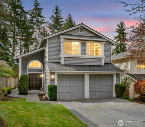 Photo of 12637 104th Avenue NE, Kirkland, WA 98034 (MLS # 2501923)