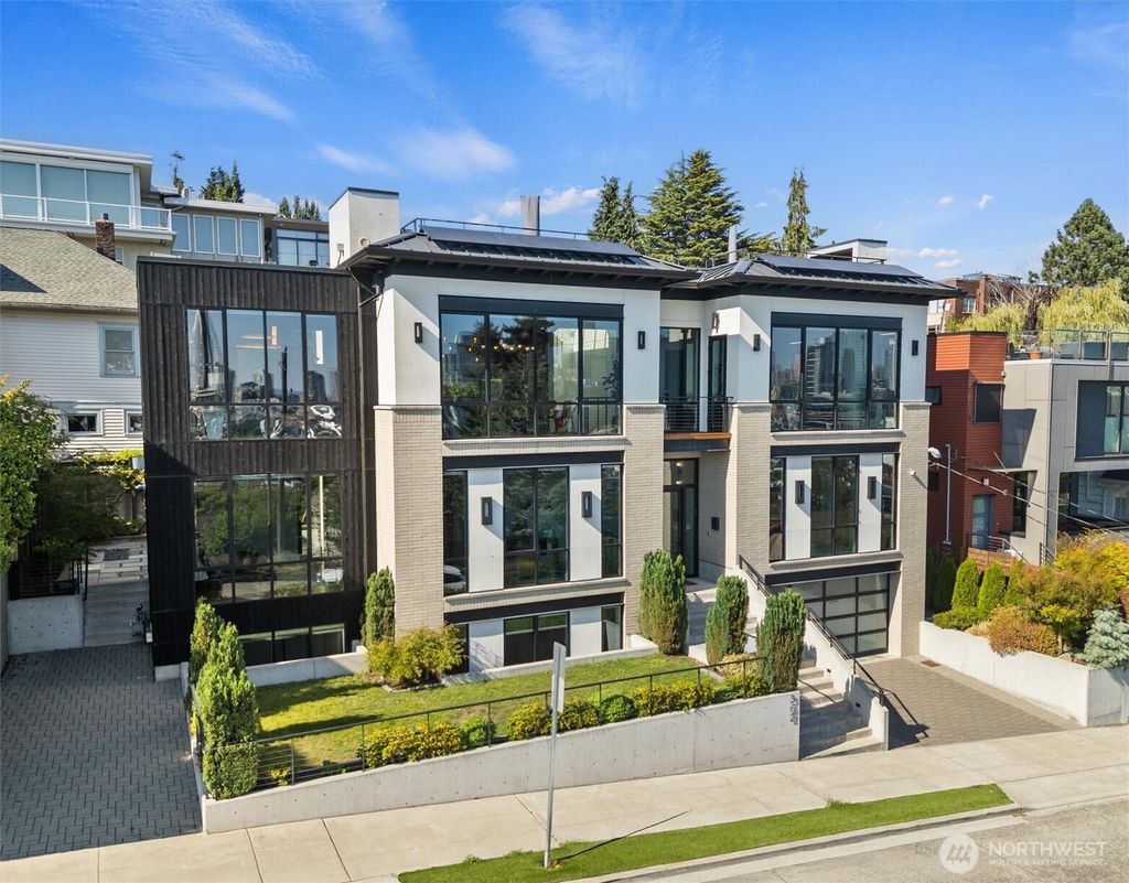 Photo of 362 Ward Street, Seattle, WA 98109 (MLS # 2483541)