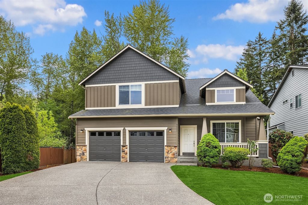 Photo of 5621 SE 2nd Court, Renton, WA 98059 (MLS # 2371901)
