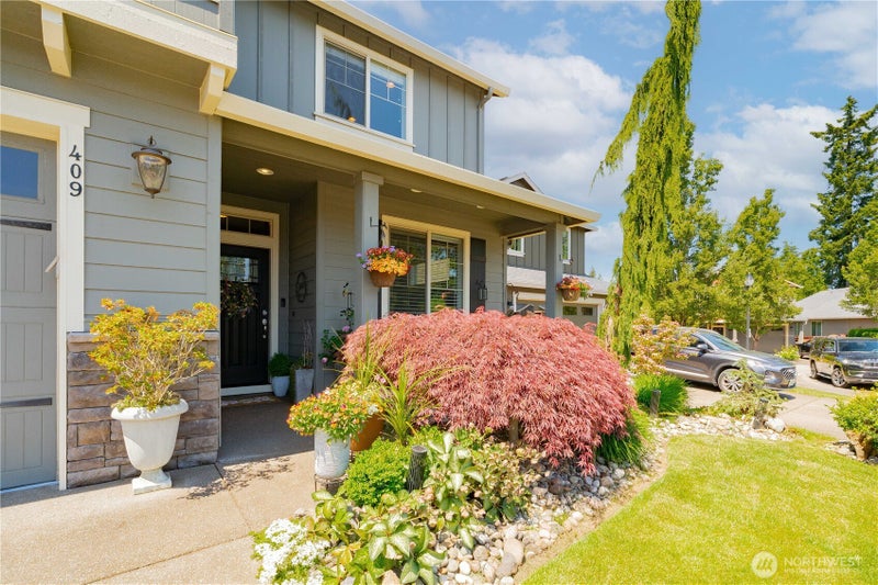 409 N 43rd Court