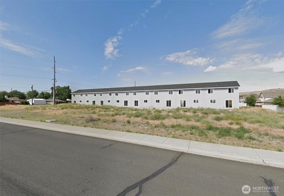 813 3RD AVE NE, EPHRATA, WA 98823 - Image d8ec4a900d164b2f20474b8b9beb8df4/1432437198
