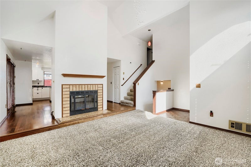 11912 SE 211th Place