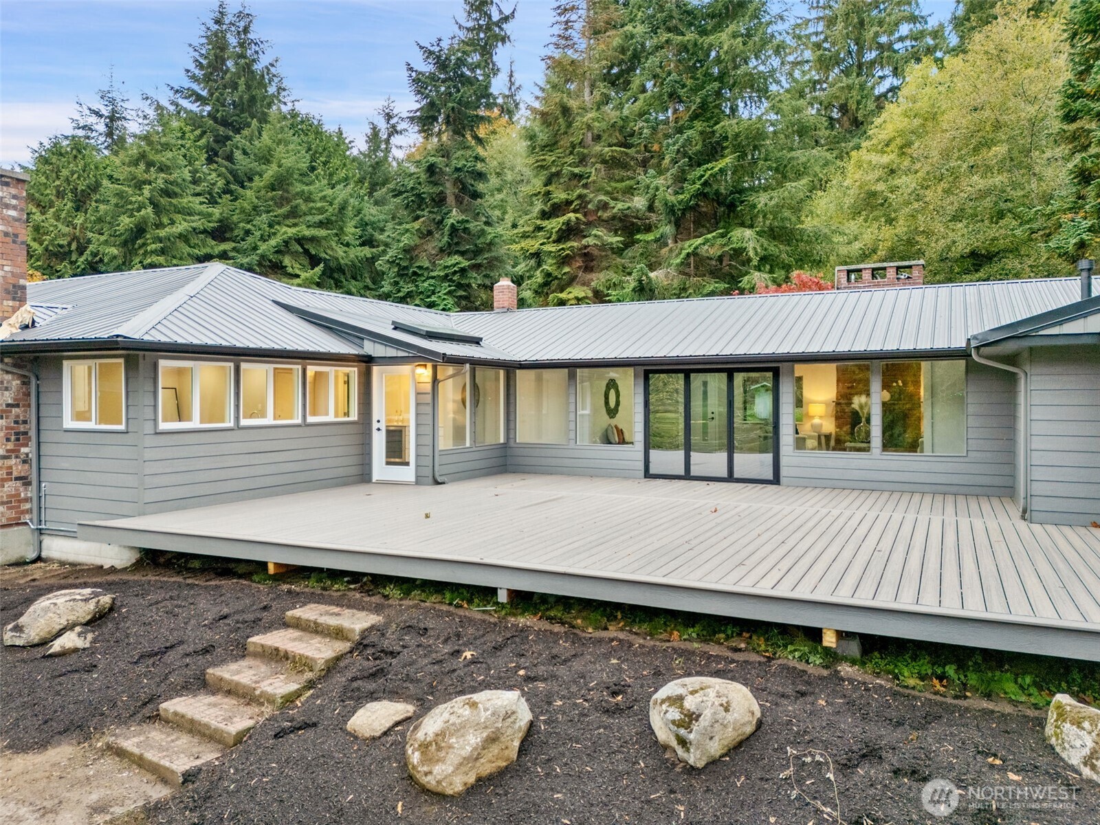 27582 State Highway 104 NE