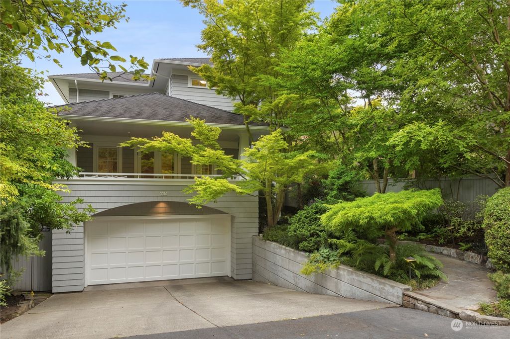 Photo of 118 Lake Washington Boulevard, Seattle, WA 98122 (MLS # 2267574)