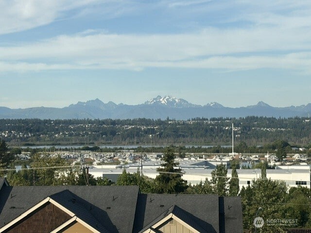 527 Pilchuck Path