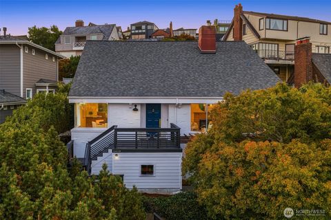 Photo of 2439 36th Avenue W, Seattle, WA 98199 (MLS # 2475433)