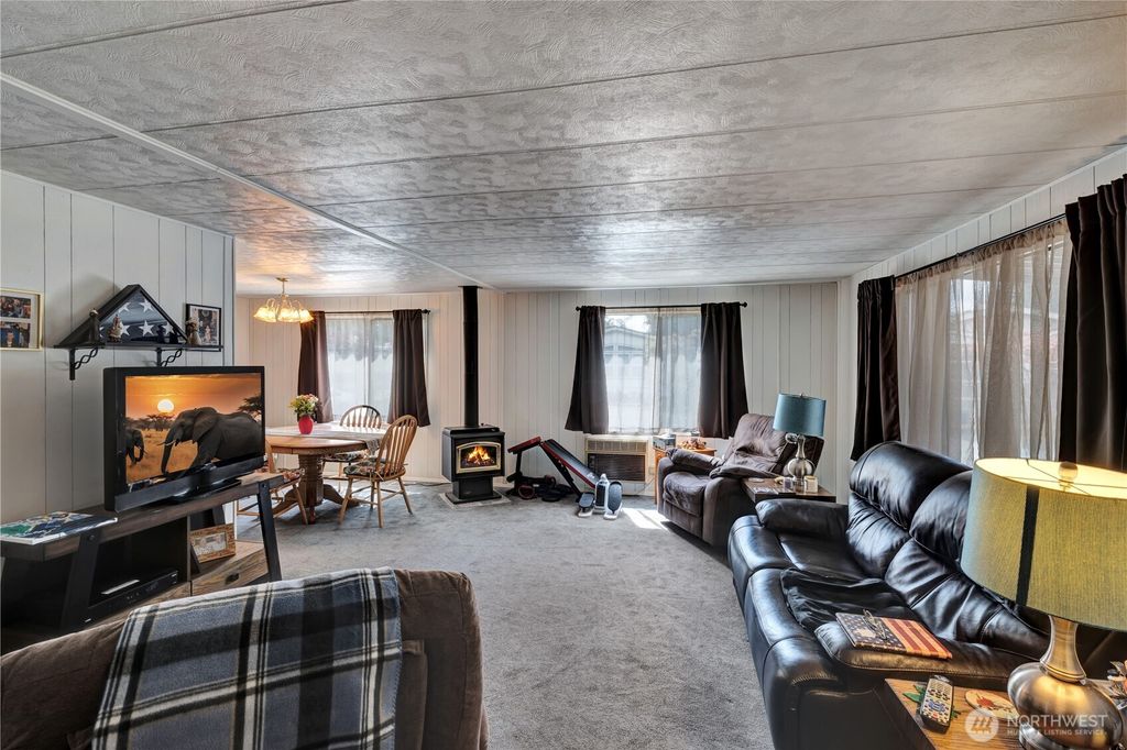 Photo of 18425 NE 95th Street #183, Redmond, WA 98052 (MLS # 2363349)