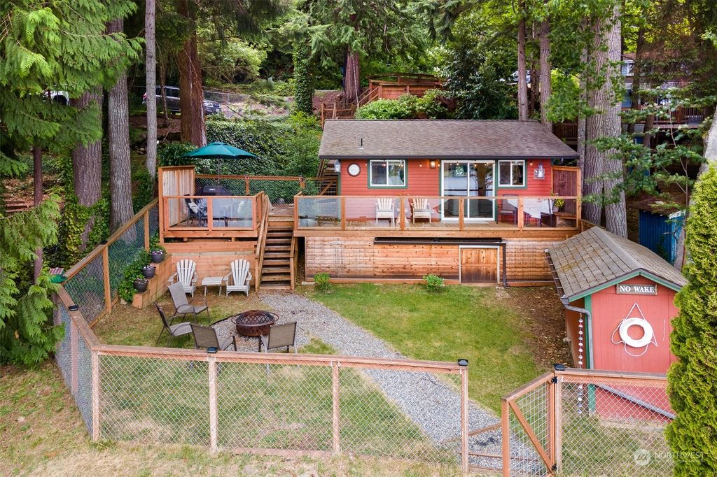 Photo of 5210 Lake Bosworth Lane, Snohomish, WA 98290 (MLS # 2127603)