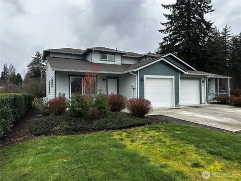 Photo of 711 Wyoming Avenue, Shelton, WA 98584 (MLS # 2486984)